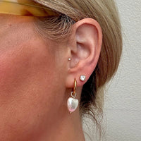LINNY CO Screwback Stud Earrings - Juliet Clear 8mm